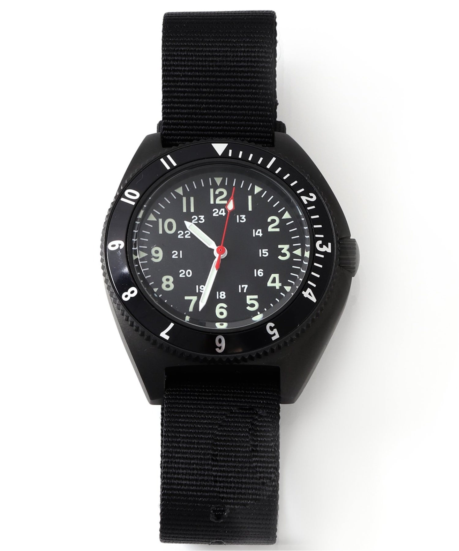 ニューヨーク発祥の腕時計ブランドが数年ぶりに復活！「BENRUS×JOURNAL STANDARD」別注モデルが数量限定でリリース。店頭販売に先駆けてオンラインストアでは予約受付開始。