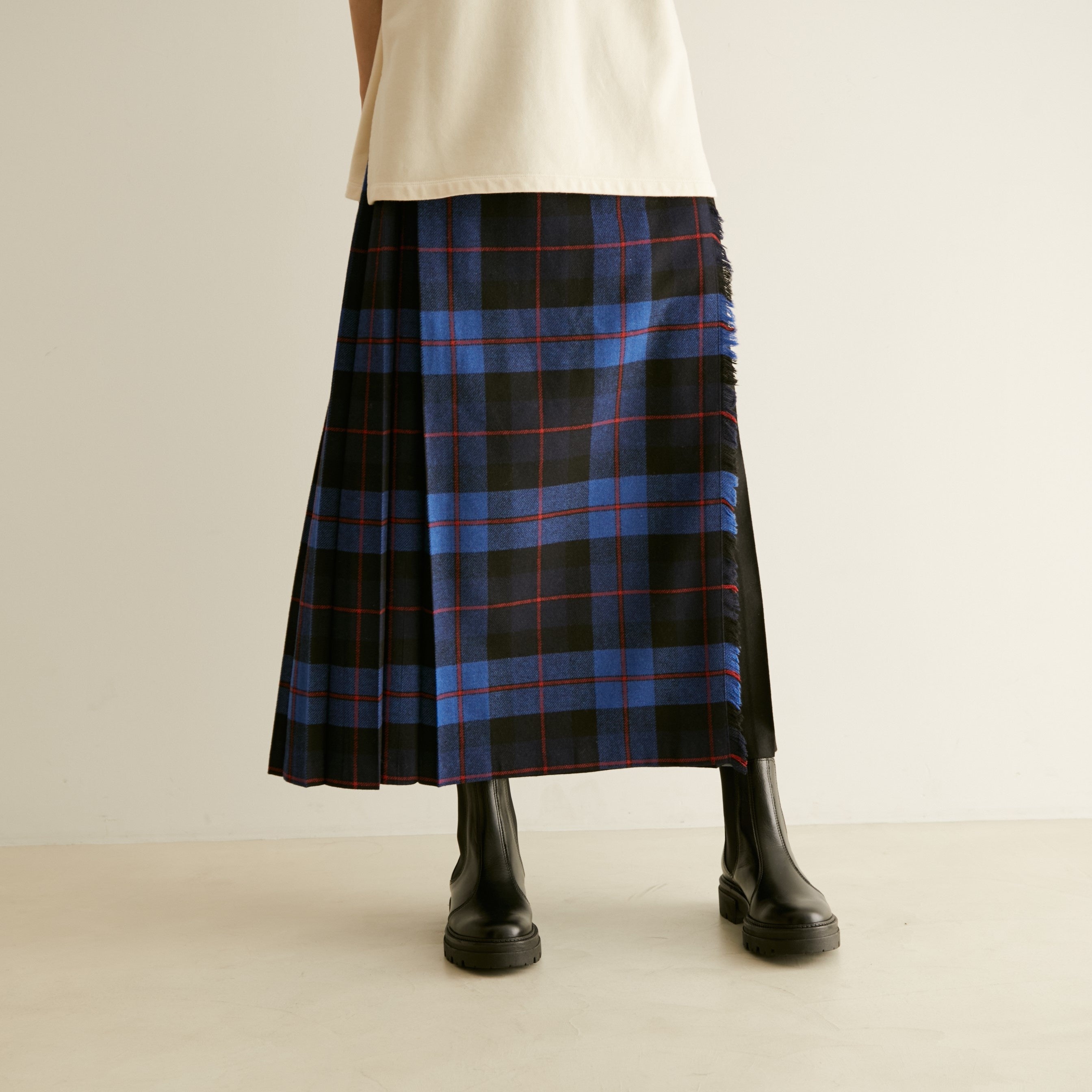 “O‘NEIL OF DUBLIN×SALON adam et ropé” 異なる柄を組み合わせた、2種の別注コンビキルトスカートを発売