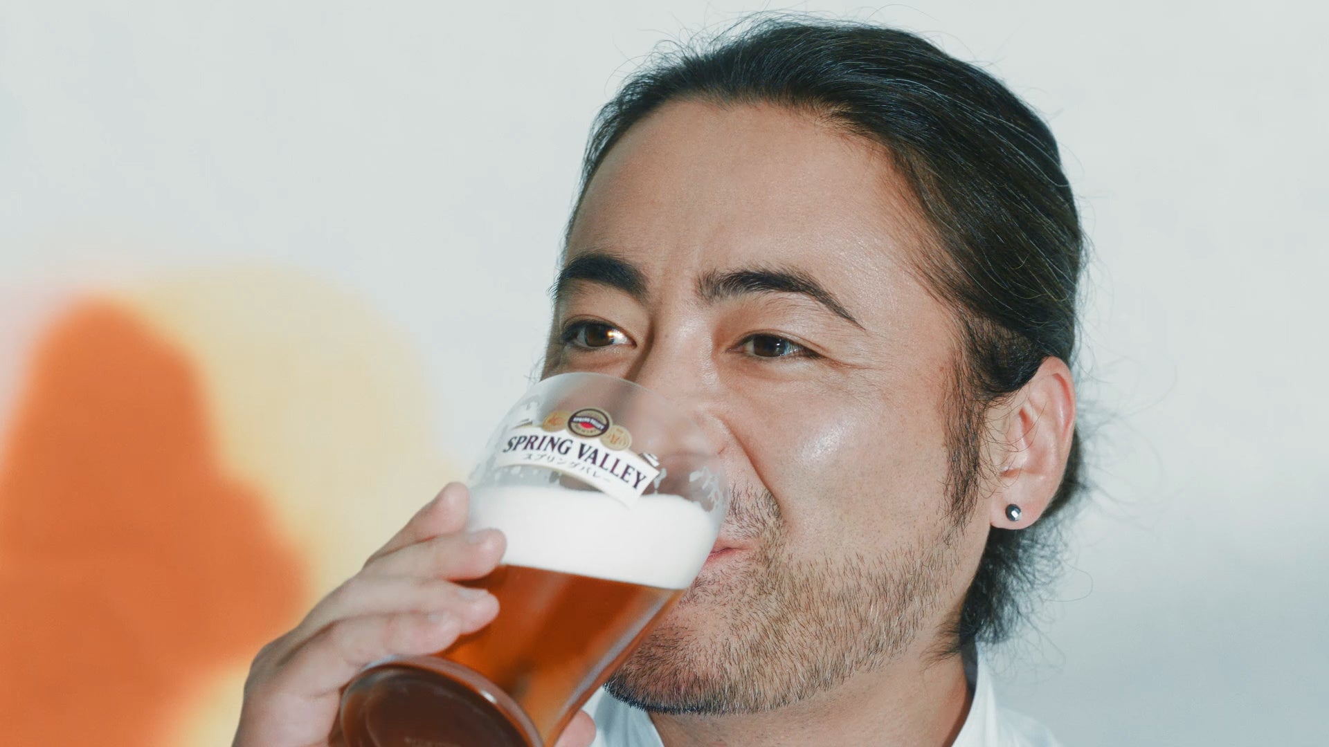 「スプリングバレー」　2023年夏　新TV-CM 山田孝之さんがクラフトビールの魅力を熱く語る！「いつものビール、何色ですか？」新TVCM「ビールの色篇」　2023年7月28日（金）より全国で放映開始
