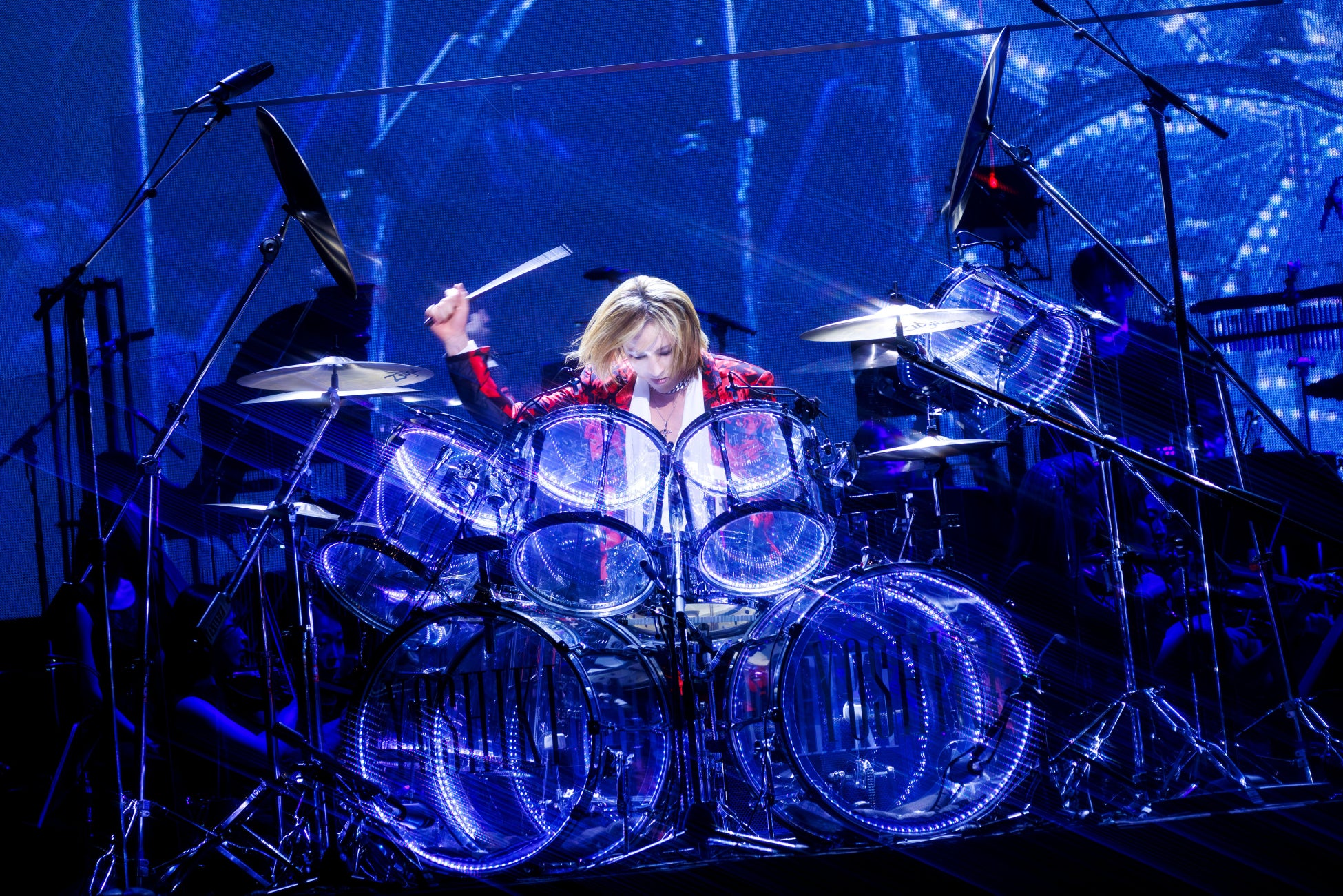 YOSHIKI 9年ぶりのクラシカルワールドツアー　日本公演ファイナルは感動の嵐オーケストラ×ドラムの融合で大迫力のパフォーマンス披露