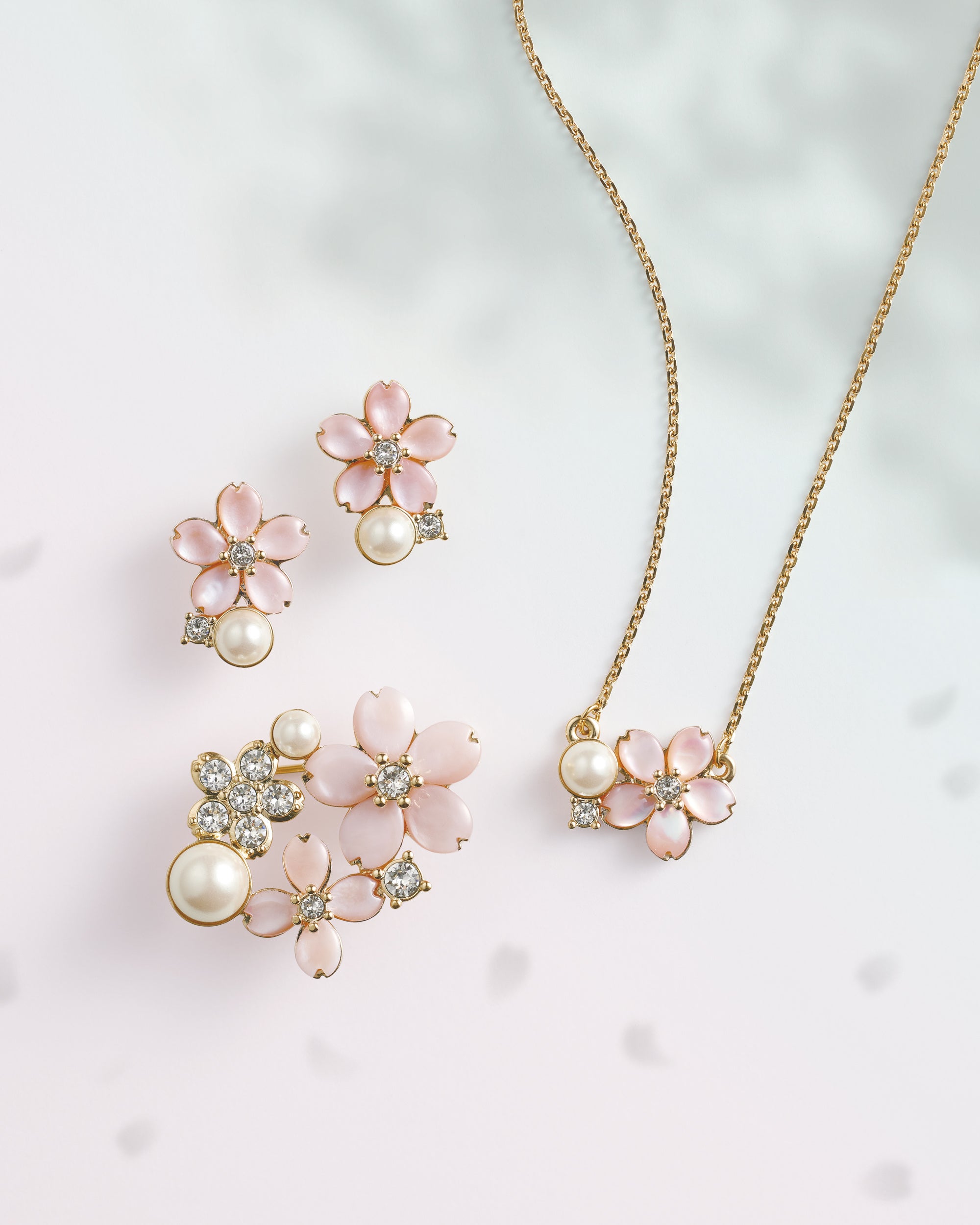 【ANTEPRIMA】桜やフィオーリ(花)をモチーフとした新作コレクションが登場