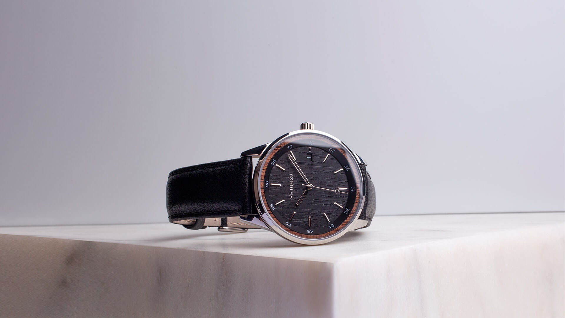 【新製品】腕時計ブランドVEJRHØJが、木材が主役の自動巻き式コレクション第2弾を発表
