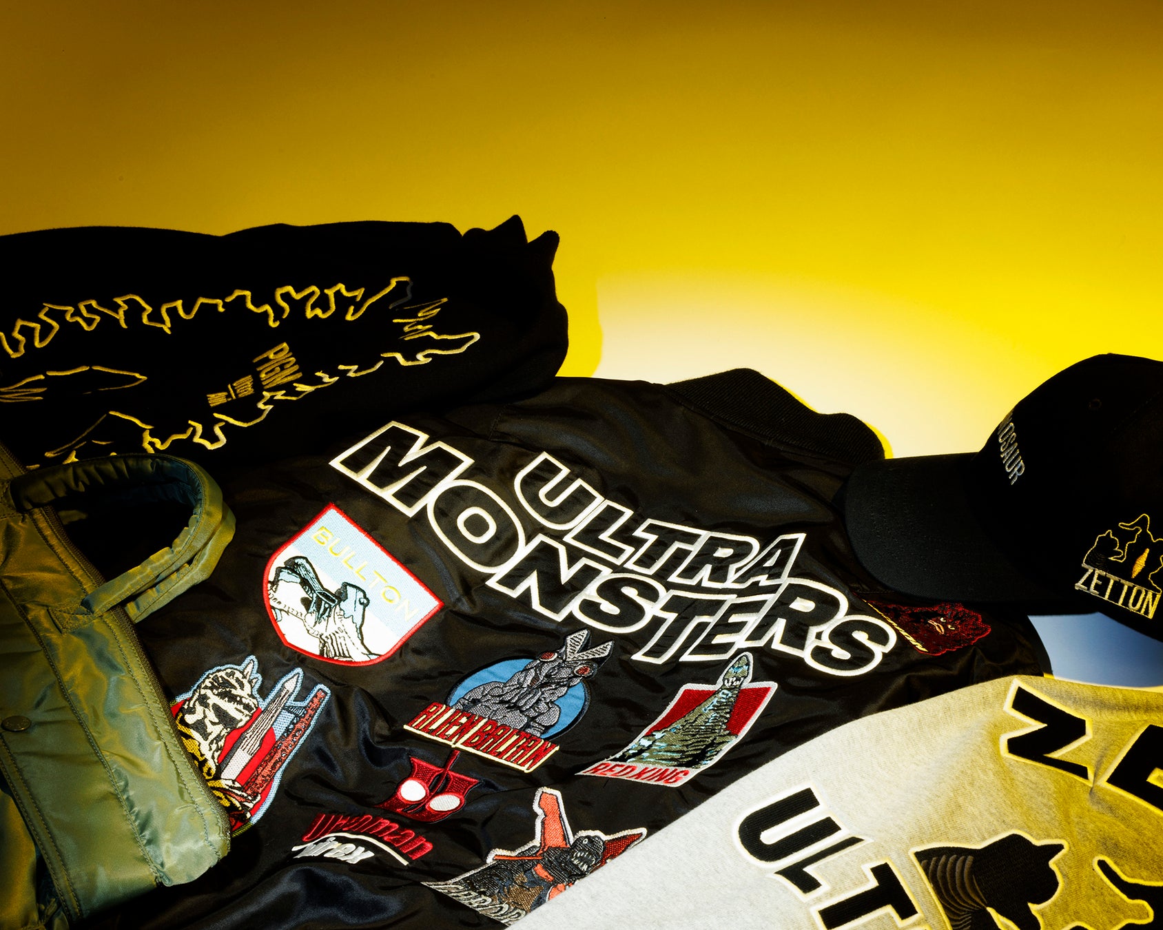 AVIREX×ULTRA MONSTERS COLLECTION発売！