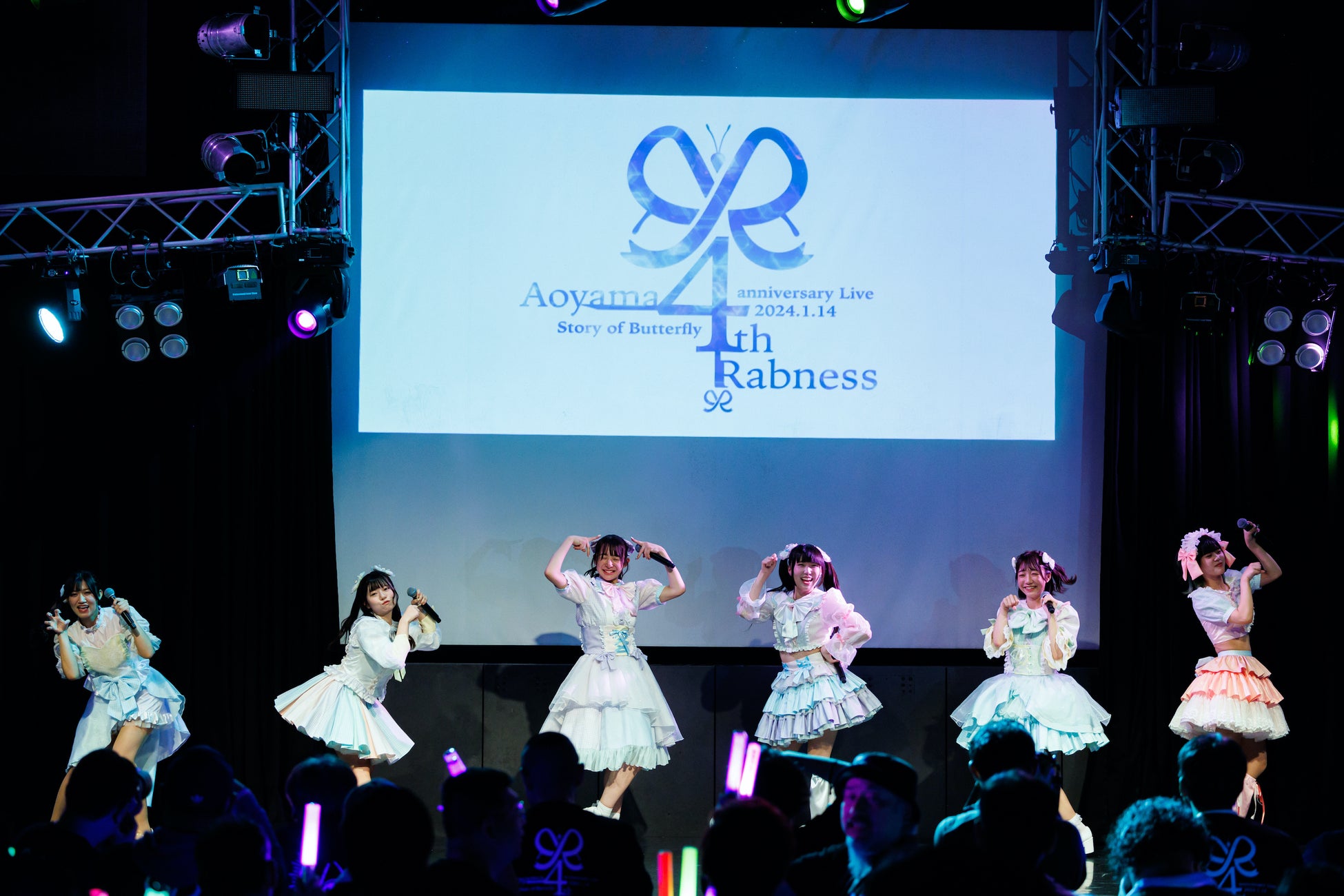 青山Rabness 4th anniversary Live満員の新宿ReNYで開催！！