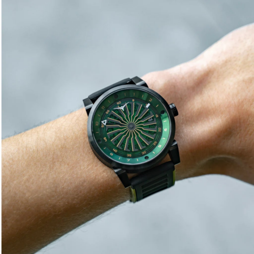 SNSで話題のファッション時計「ジンボ」から、スケルトンダイヤルを採用した最新モデル「ROGUE」が発売