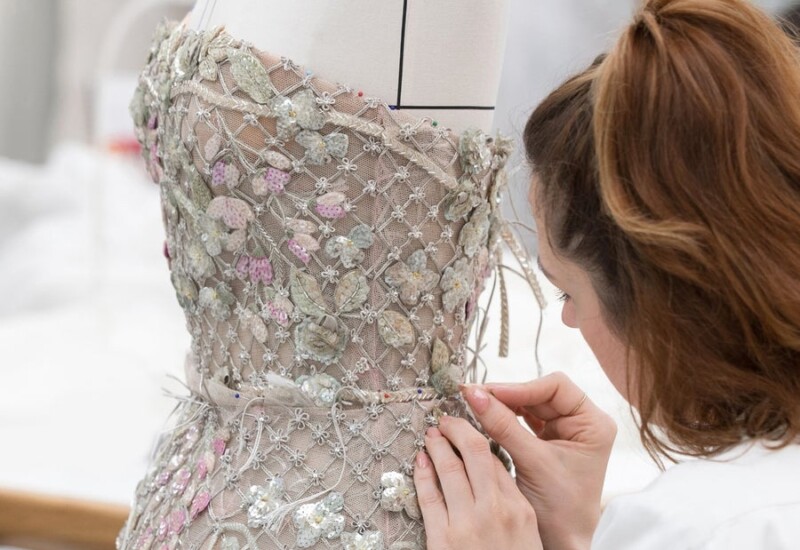 【DIOR】エミー賞の授賞式に登場したジェナ・オルテガのドレス