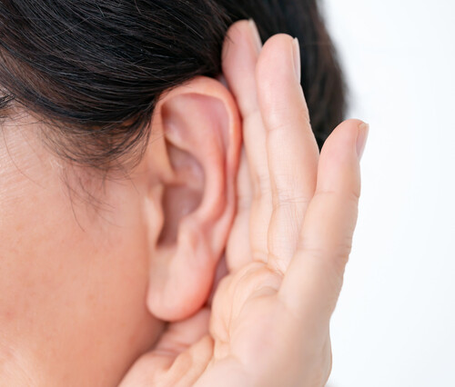 ＼補聴器業界の未来を探る！／30万円以上の補聴器と10万円の補聴器、１万円の簡易的な製品はどう違う？｜補聴...