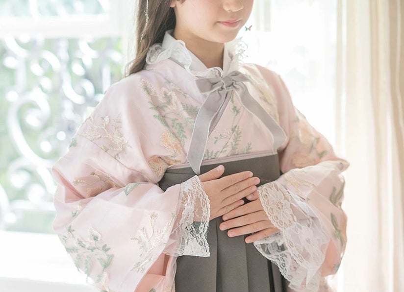 【和装をドレスアップ！】卒業式袴や着物スタイルをもっと自由に、自分らしく演出する華やかなアイテムが、子...