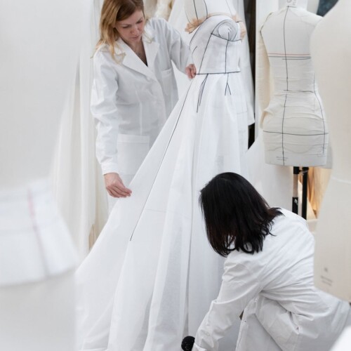 【DIOR】英国アカデミー賞のレッドカーペットに登場したキャリー・マリガンのドレス