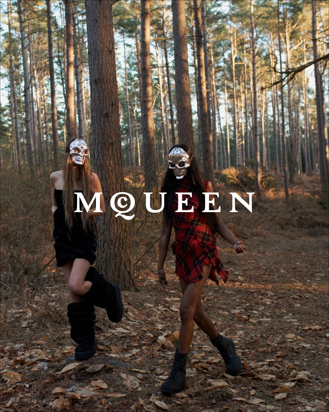【Alexander McQueen】クリエイティブ・ディレクター、ショーン・マクギアーによるマックイーン