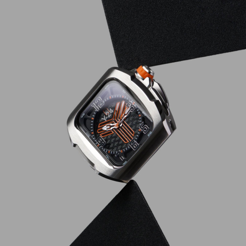 アップルウォッチケースを展開する「Y24」から発売されたクォーツ(電池式)時計に新色が登場。