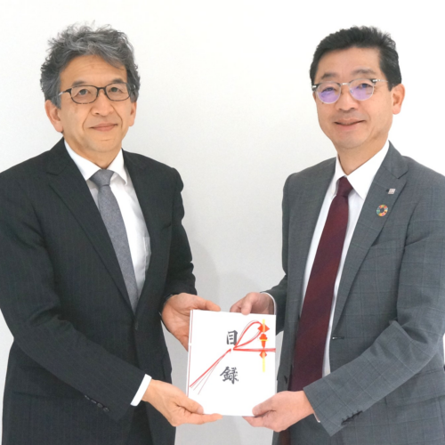 公益財団法人 日本対がん協会へ寄付金を贈呈
