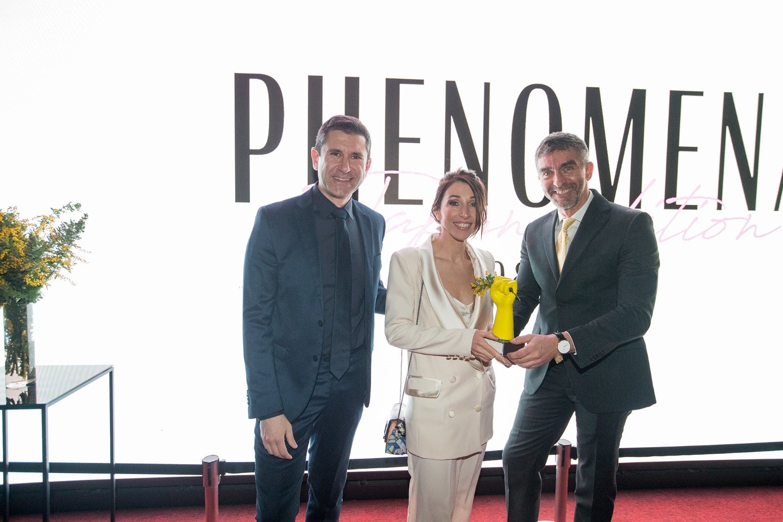 イタリアと日本の美しい輝く女性起業家たちへ「PHENOMENA賞」　　　　　　　　　　　　　　　　Award Ceremon...
