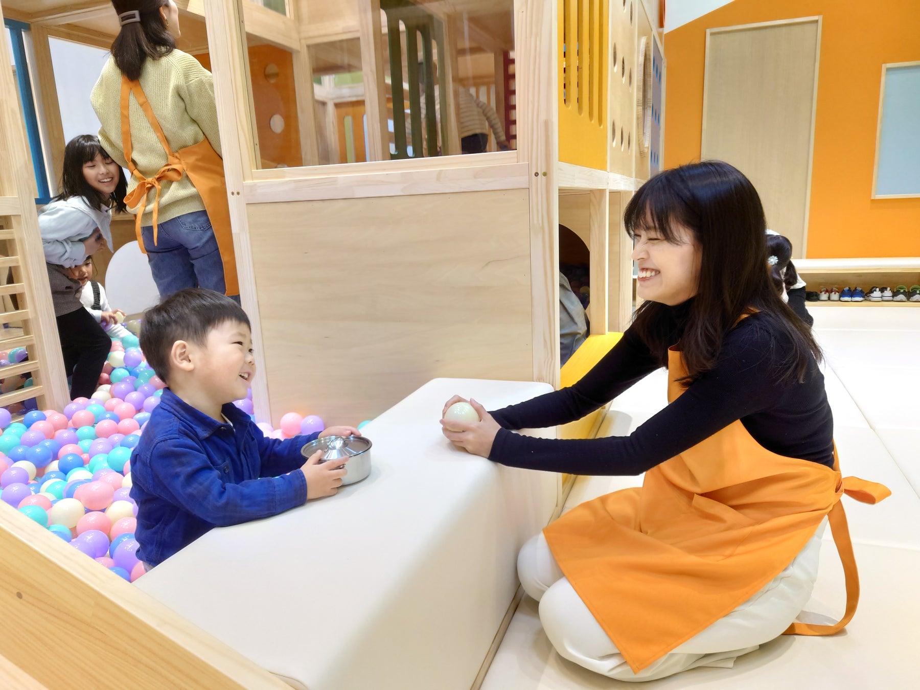 子どもの遊び時間を有効活用投資や住宅ローンについて無料で学べる子育て応援施設