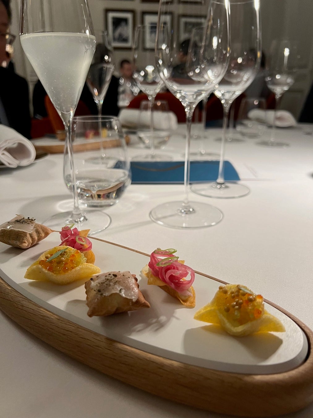 日本酒造組合中央会がM.O.F.の称号を持つソムリエによる日本酒とフランス料理のペアリングディナーを開催