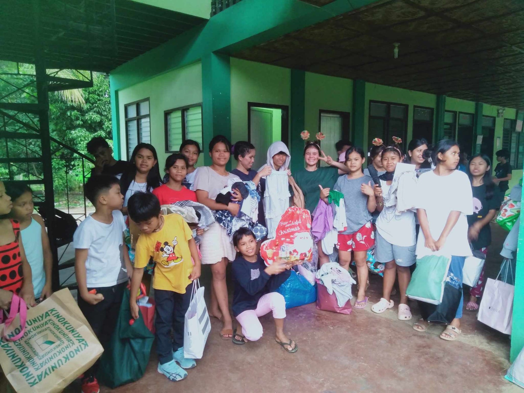 【GLI】SDGsプロジェクト　フィリピンの孤児院への寄付で絆を深める