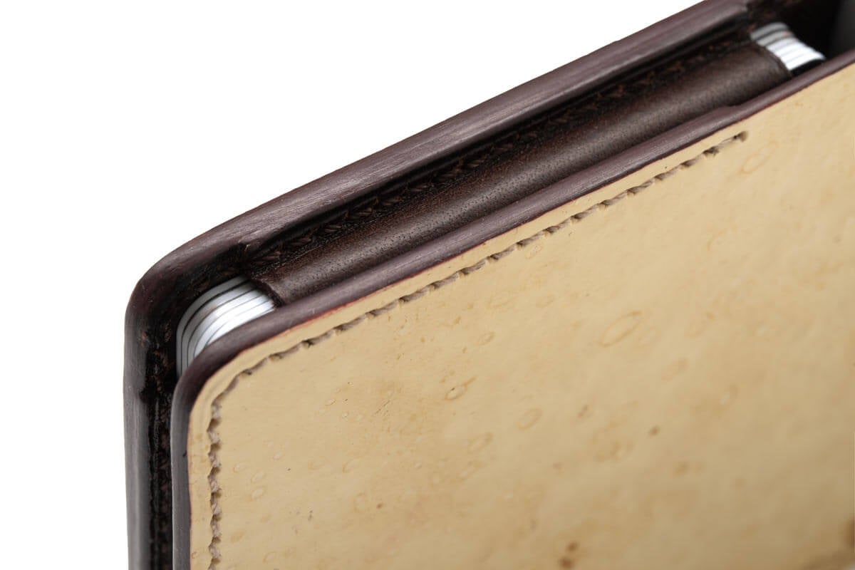 『キノコからできた財布？！』　日本初 サステナブルなマッシュルームレザーを使用した、小さな薄い財布