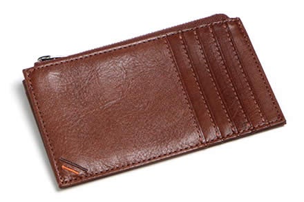 「薄くスタイリッシュに、コンパクトでありながら使いやすく」。現代のライフスタイルに対応し、既存の財布の...