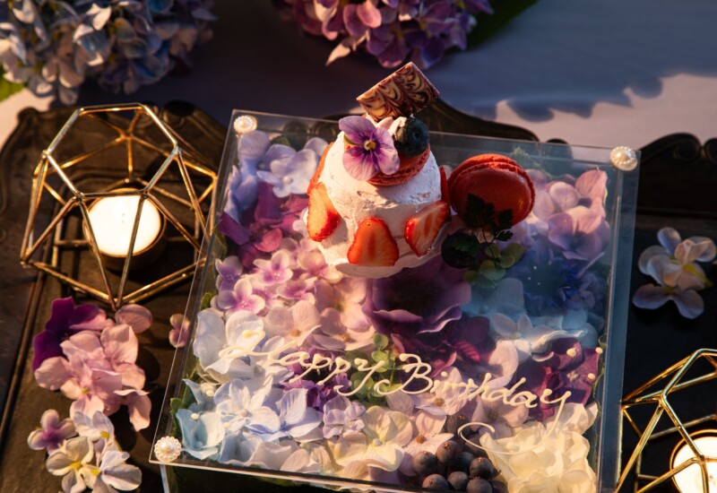 『渋谷で紫陽花デート』。夜景が一望出来る2名専用スカイレストラン渋谷ブルーバードが贈る、ふたりの距離を...