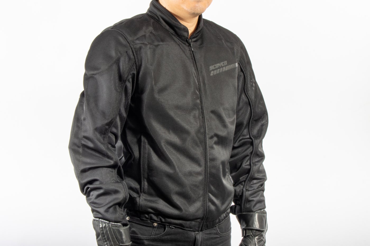 ジャパンフィット&日本専用デザインのメッシュジャケット。業界歴30年の日本人エキスパートがデザイン、サイ...