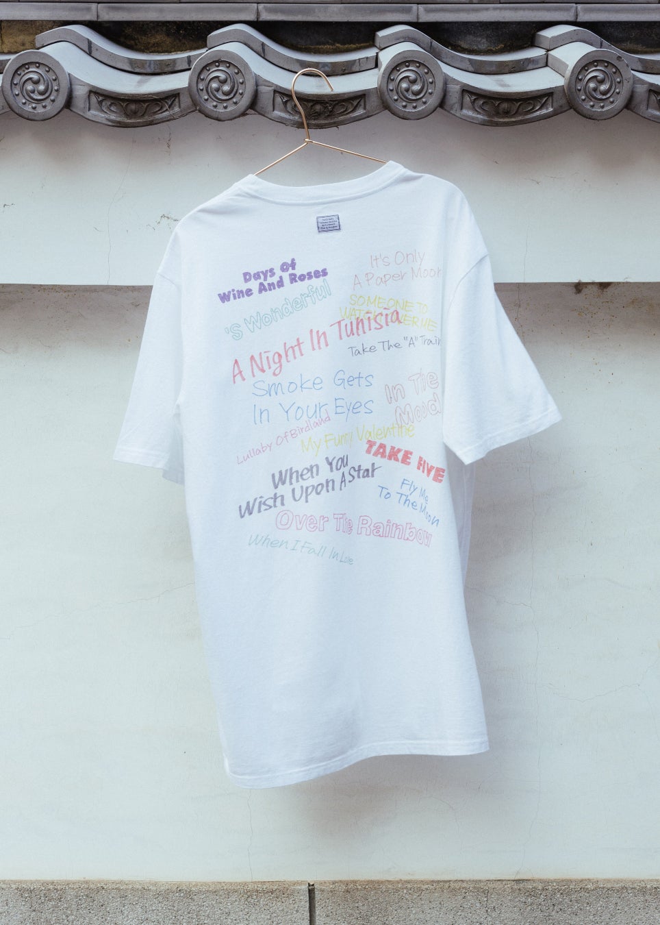 TANGTANGがADAM ET ROPÉのためだけに別注制作したフォトデザイン・グラフィックデザインのTシャツ4型が発売！
