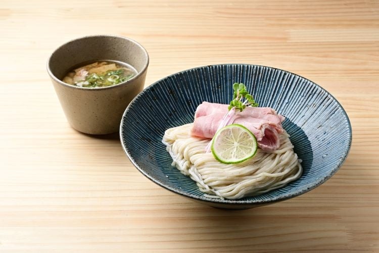 【空に浮かぶ虹のごとく、銀しゃりが織り成す中華そばの美食】おダシと銀しゃり 中華そば 虹空 -nico- 2024年...