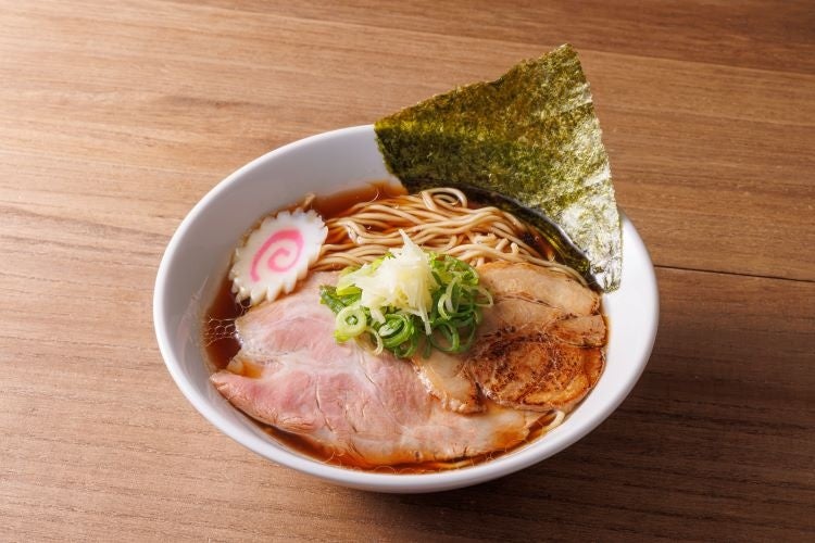 【空に浮かぶ虹のごとく、銀しゃりが織り成す中華そばの美食】おダシと銀しゃり 中華そば 虹空 -nico- 2024年...