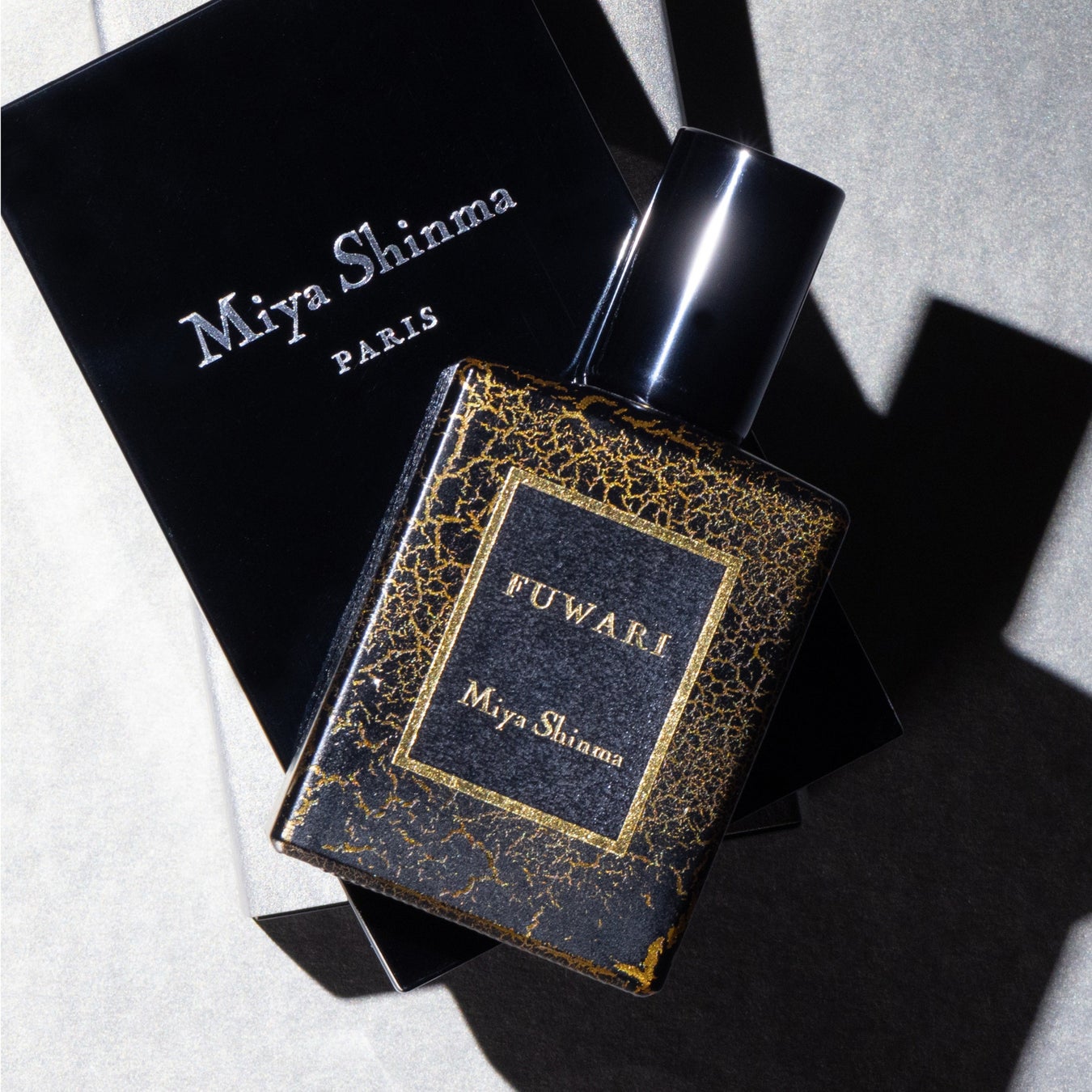 パリの調香師新間美也氏によるMiya Shinma Parisから美しいローズドメの香り「FUWARI」が5/25(土)に発売。