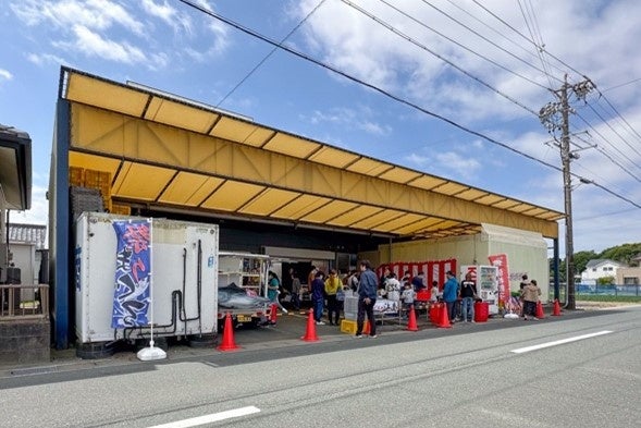 毎月恒例！　浜松仲卸「まぐろの海商」の「まぐろ解体ショー＆即売会」は5/26（日）8時から！