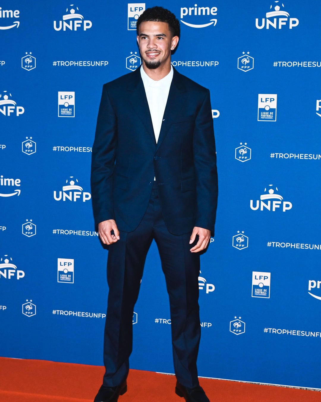 【ルイ·ヴィトン】第32回UNFP授賞式でウォーレン·ザイール·エメリが、ルイ·ヴィトンを着用