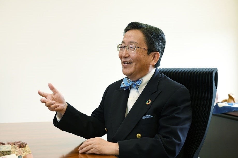 那須保友学長