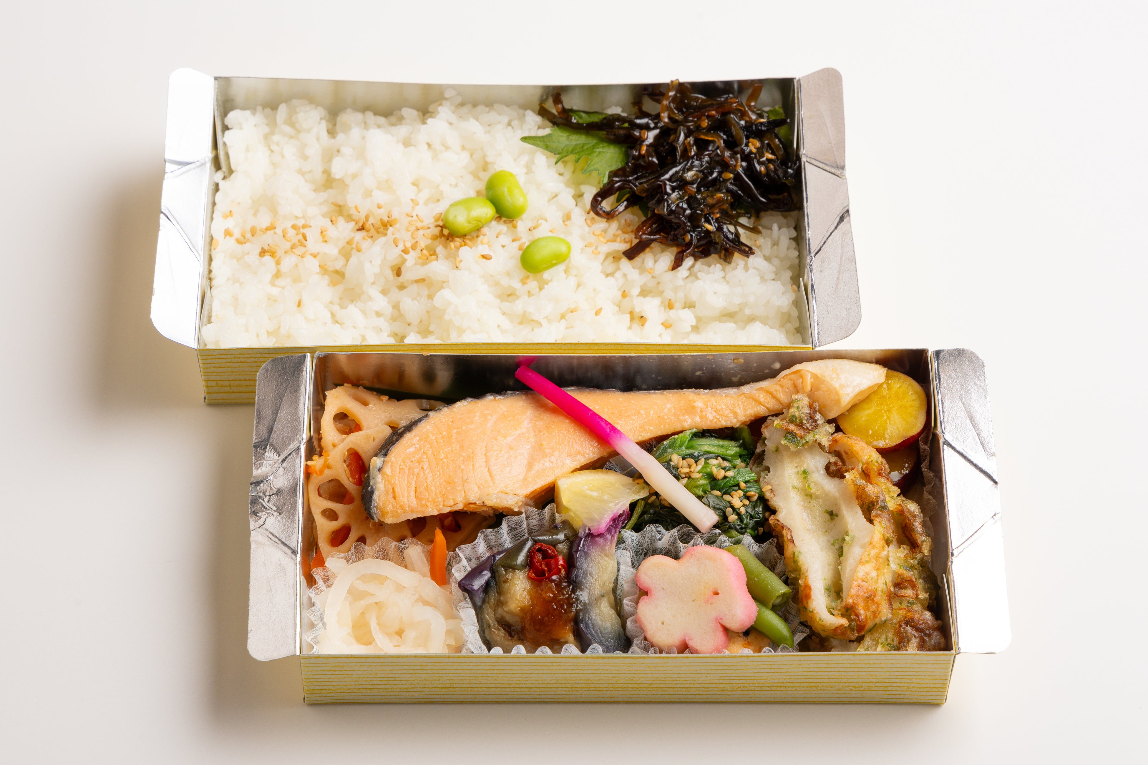 【第1回日本ロケ弁大賞】に株式会社ロケグーが特別協力しました。ロケ弁愛用者から投票された265種類のお弁当...