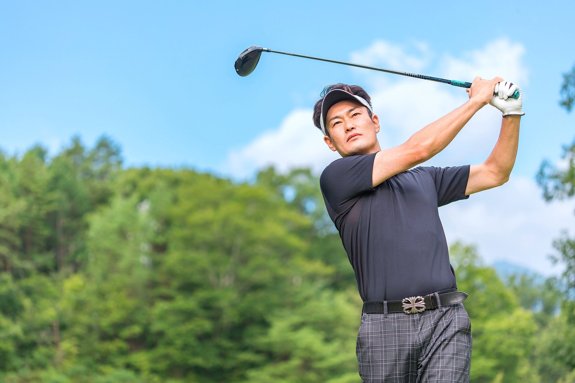 ゴルフのスコアを伸ばすためには練習や実戦と並んで「自分に合ったゴルフ用具選び」が重要！株式会社アドウェ...