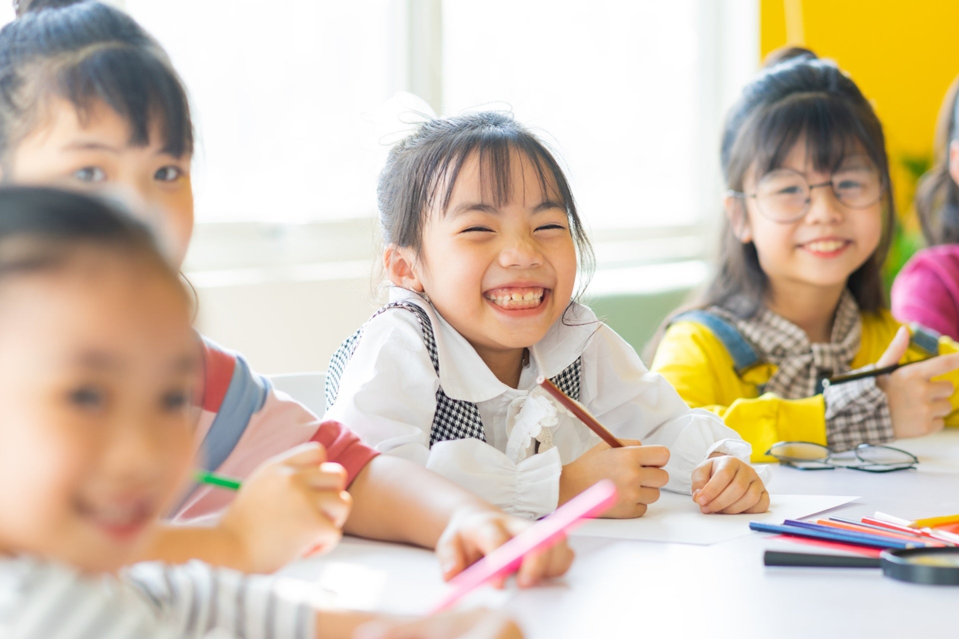 【学校開校】2025年4月、元不登校生で元教師の息子と、業界No.1の元会社経営者の母親が、大阪府吹田市に学校...