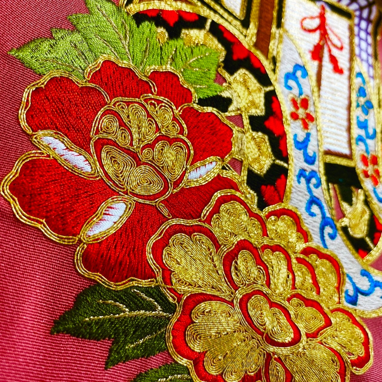 刺繍事業：和服の刺繍やネーム刺繍、アパレル刺繍、ワッペン制作など