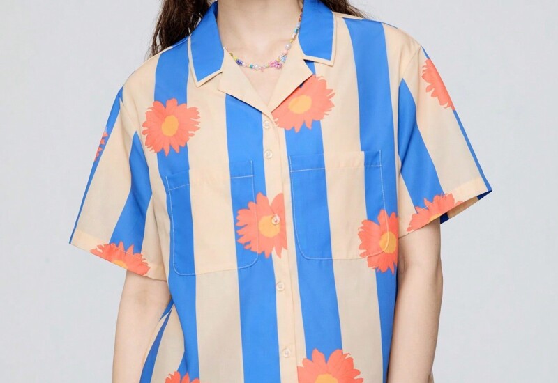 SHEIN Neu 春夏に向けた女性用フローラル柄のカジュアルな日常着用半袖シャツ