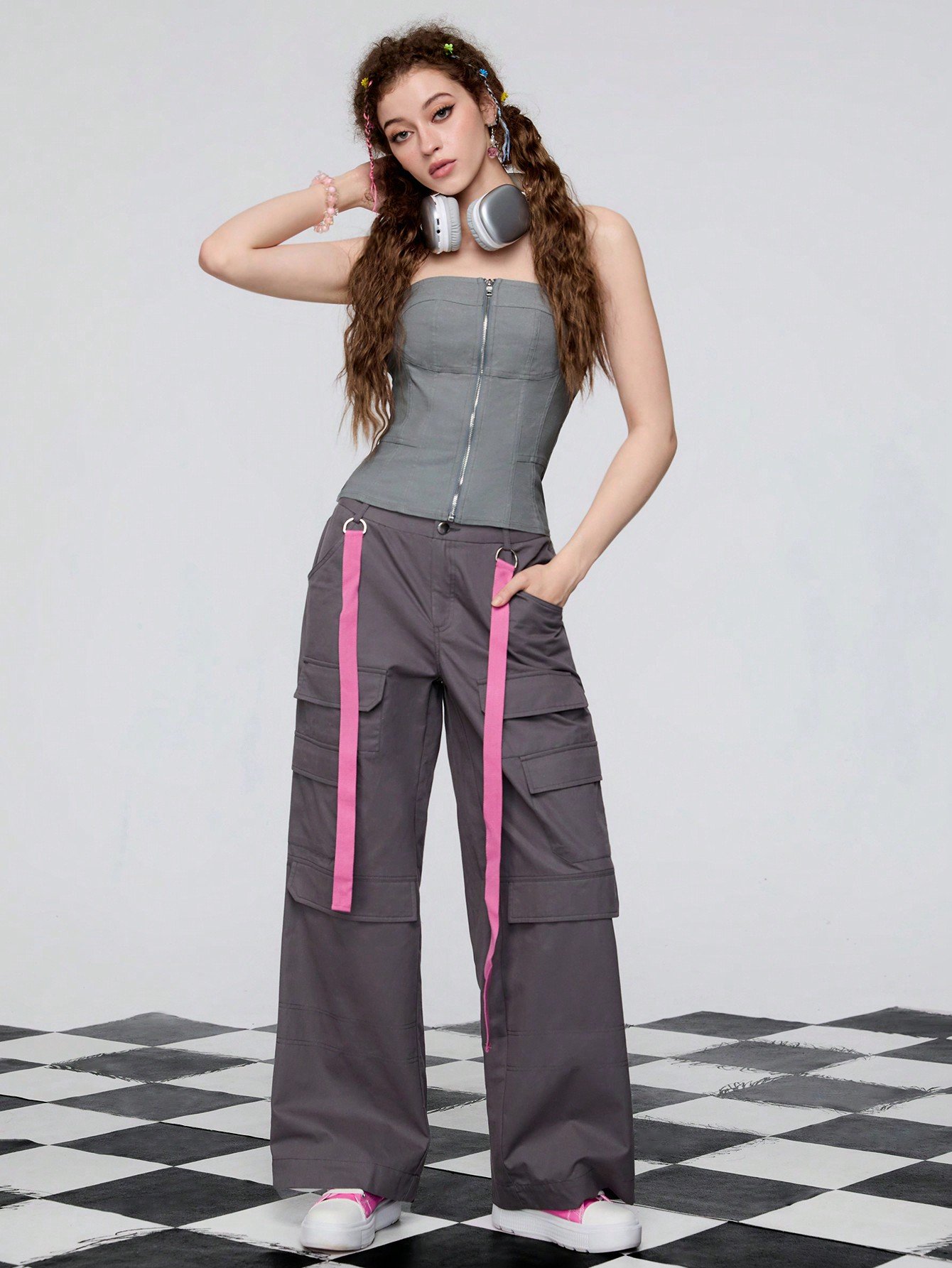 ジッパーデザインの 女性用ファッション スリムフィットチューブトップ