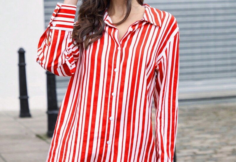 SHEIN Neu 女性用カジュアルミニマリスト 赤白ストライププリント デイリーウェア 長袖シャツ、春と夏に最適