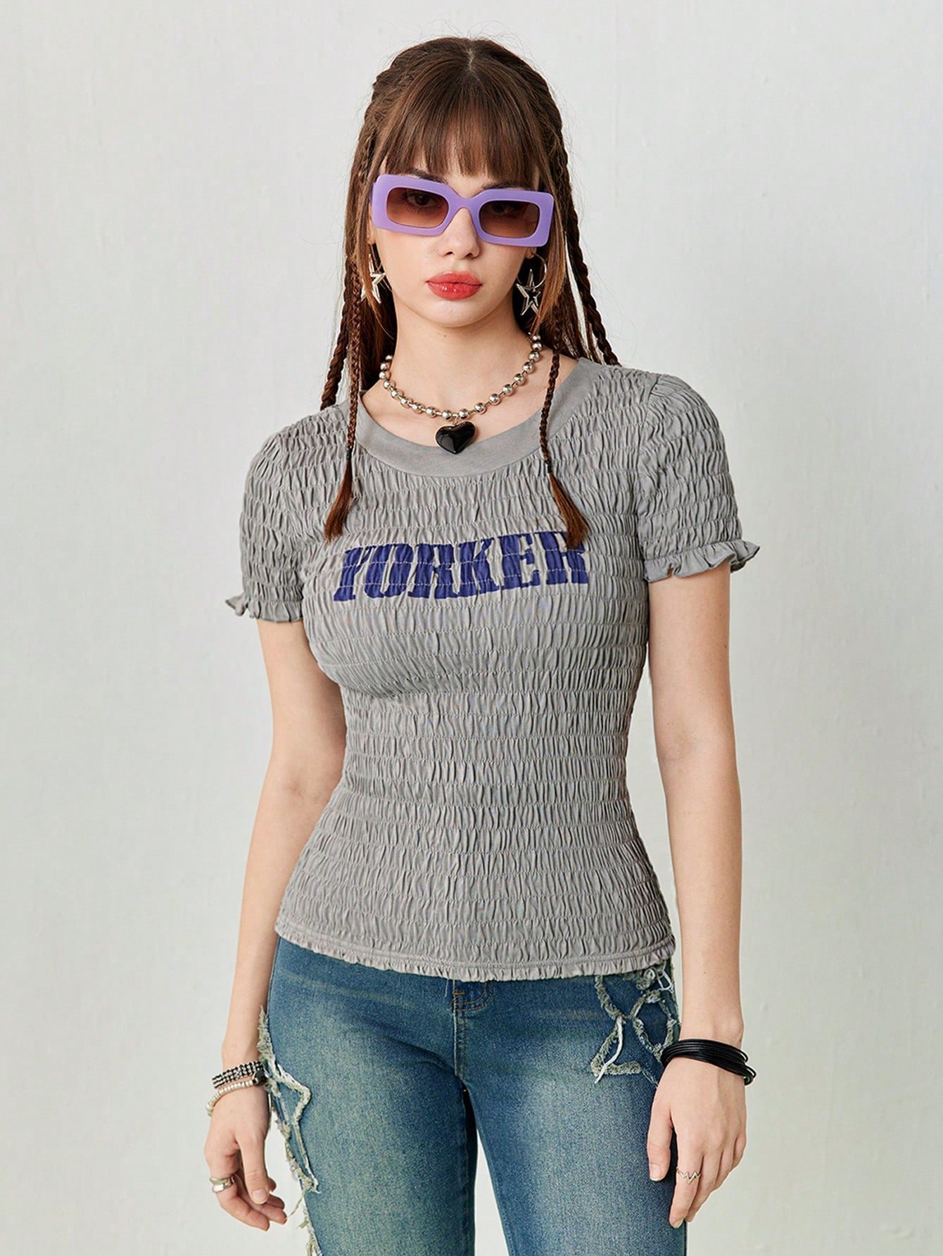 SHEIN Neu 女性用夏季 ラウンドネック 半袖 スリムなカジュアルレタープリントタイトウエストグレーTシャツ