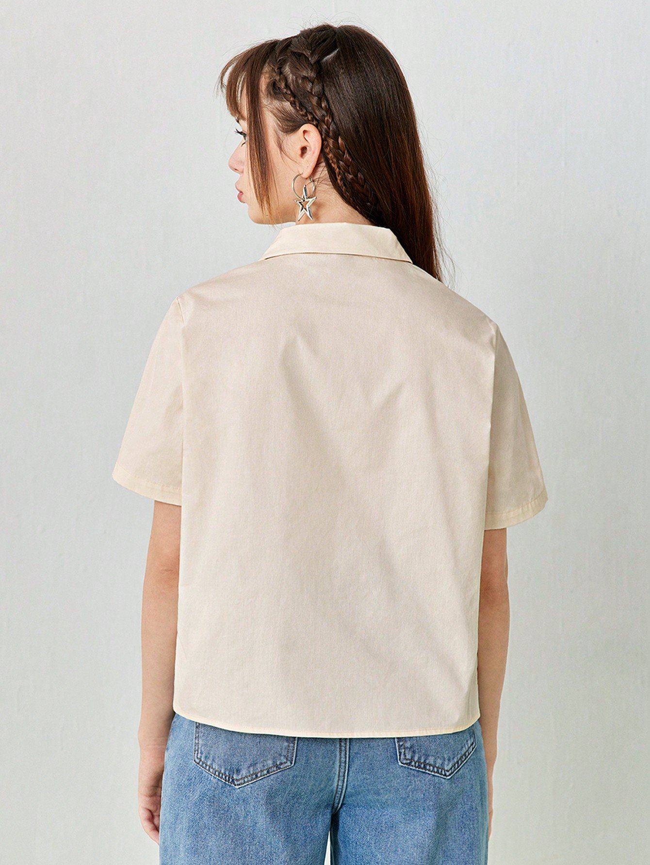 女性用夏のカートゥンプリントショートスリーブカジュアルなルーズシャツ