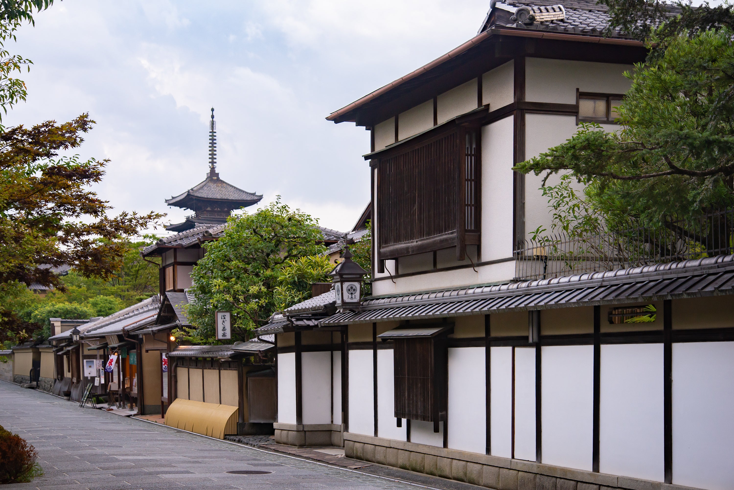 夏の京都の伝統行事「五山の送り火」を観覧できるディナープラン・宿泊プランを販売開始