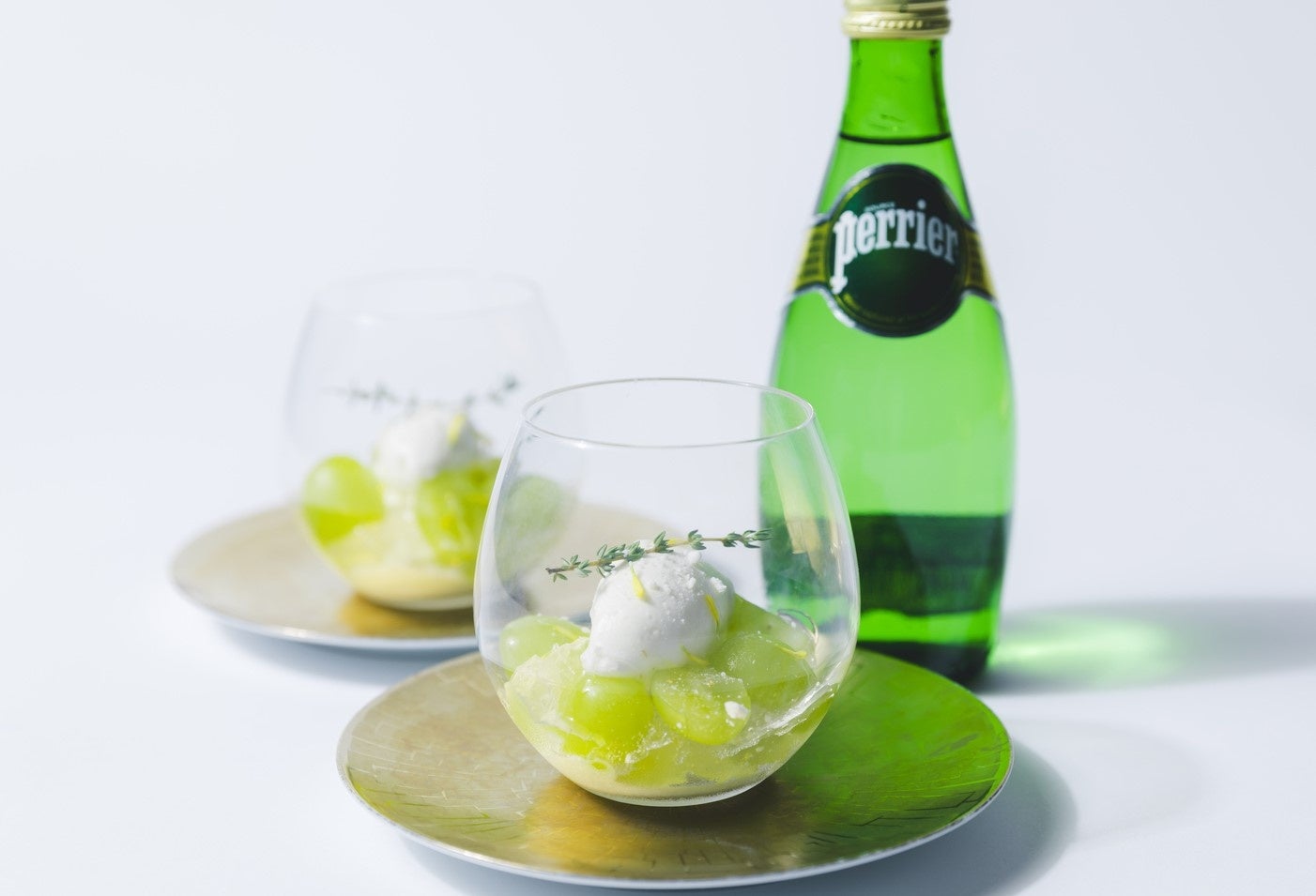 「Perrier」×シャインマスカットで爽やかな夏のアフタヌーンティー“Shine Muscat Afternoon Tea with Perrier...