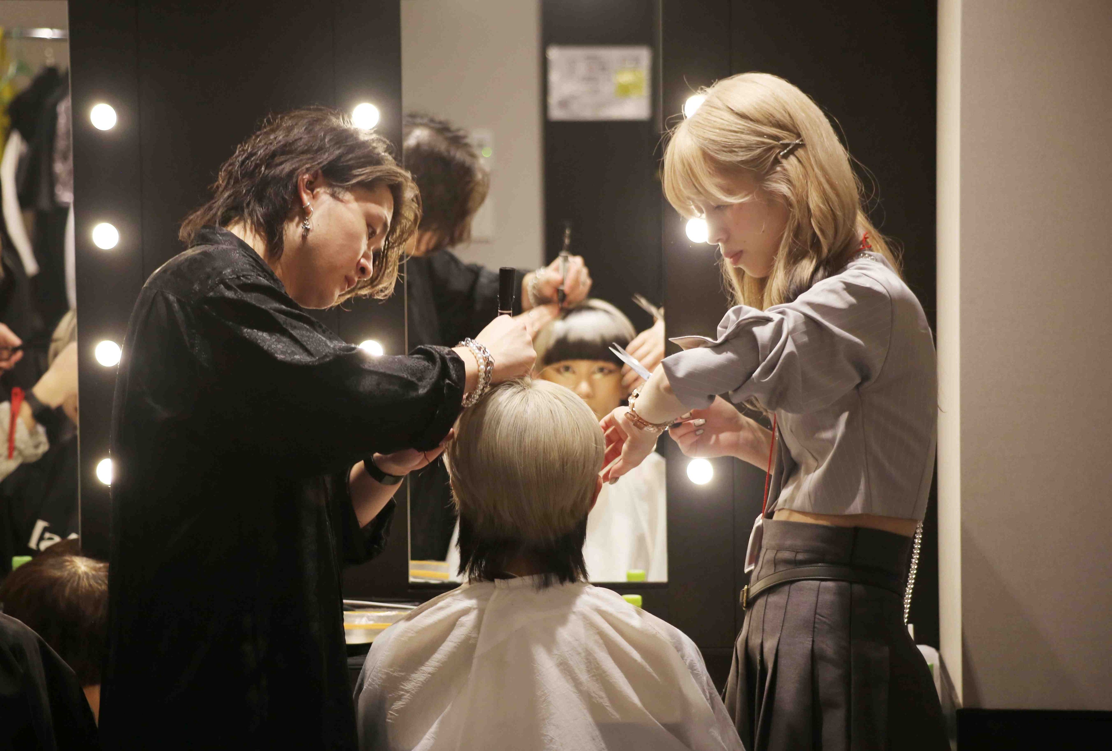 次世代の美容師が創り上げるヘアショー「RISING DANKS NEW GENERATION NEXT STAGE」に美容室 Ashが参加