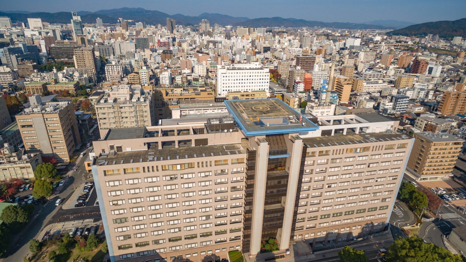 岡山大学鹿田キャンパス（岡山市北区）