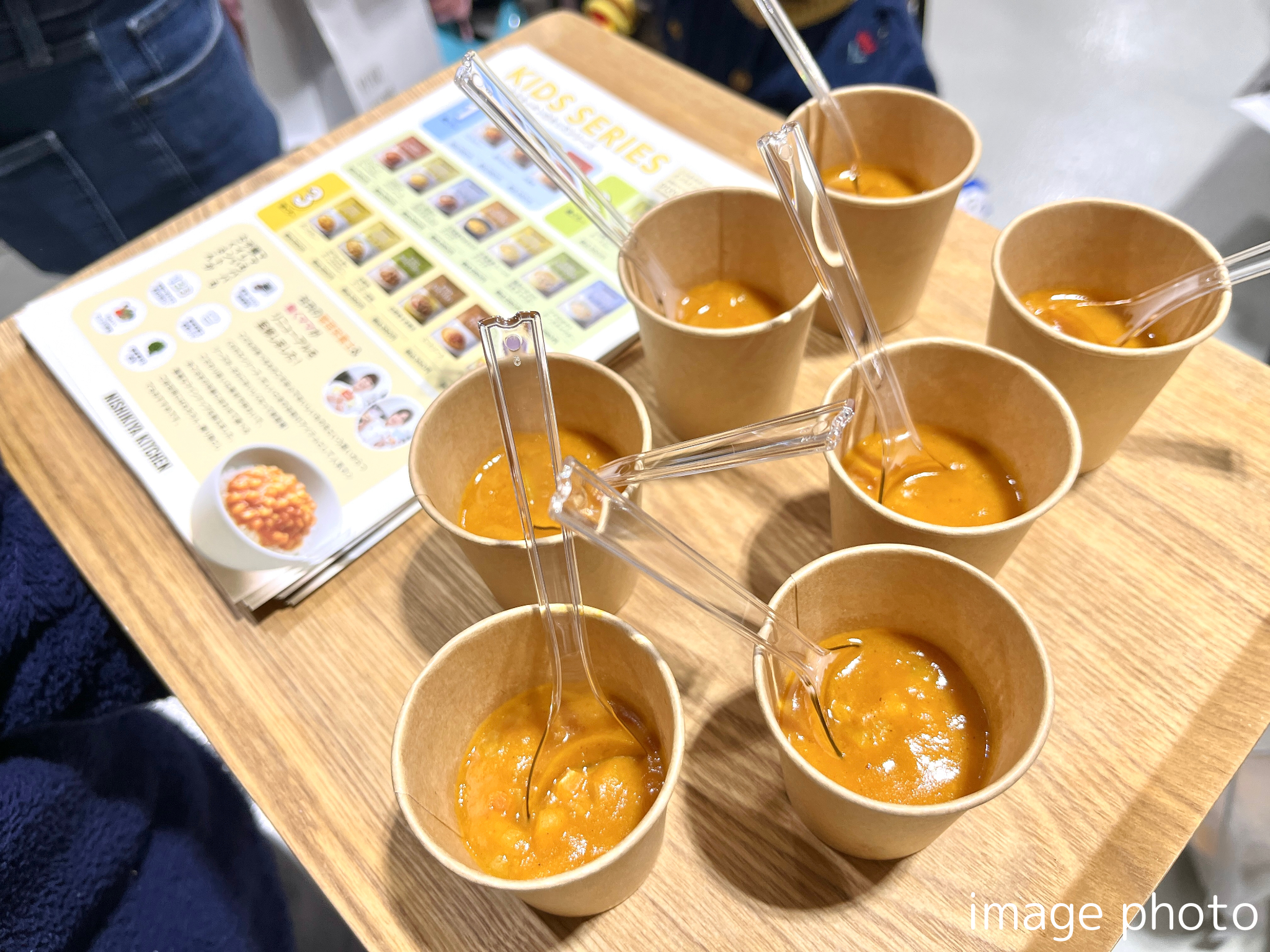 レトルトカレーを中心に約120種類のレトルト食品を販売するNISHIKIYA KITCHENが7月3日より1週間限定で神戸阪...