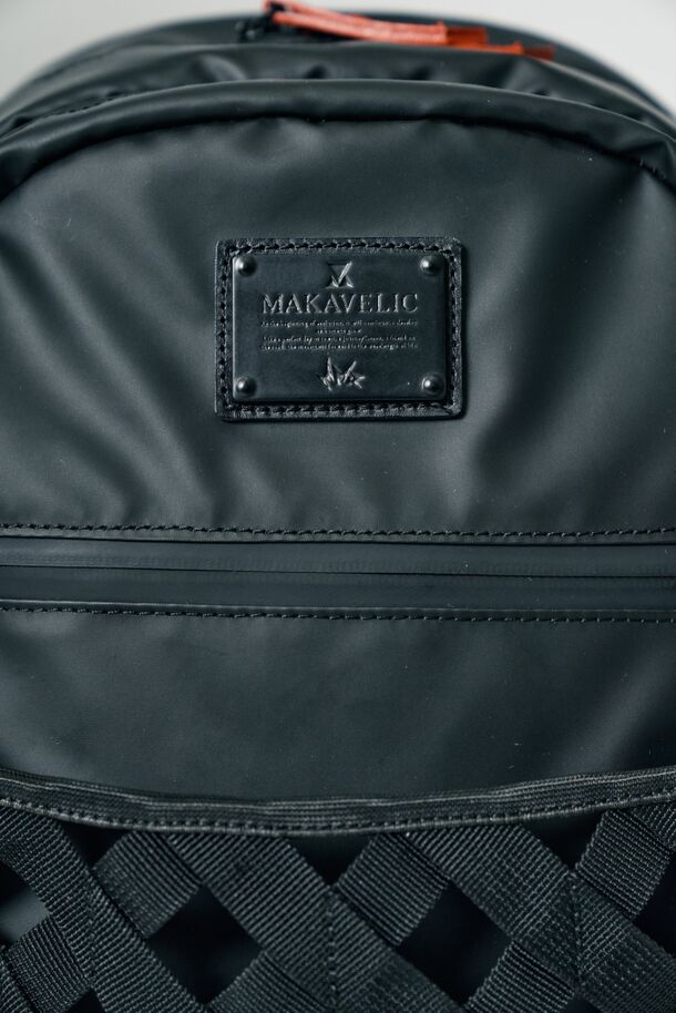 HAN-KUNメジャーデビュー15周年記念商品が登場！
「MAKAVELIC」とのコラボバックパックを6月7日より販売