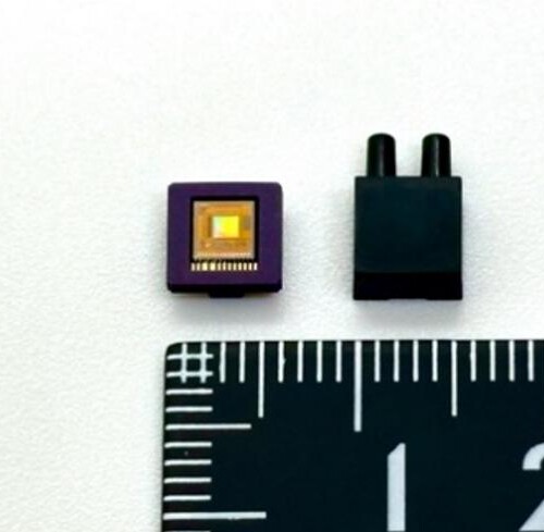 アロマビットが世界最小※1で低コストな
高機能CMOS半導体型ニオイ可視化センサーデバイスの試作に成功