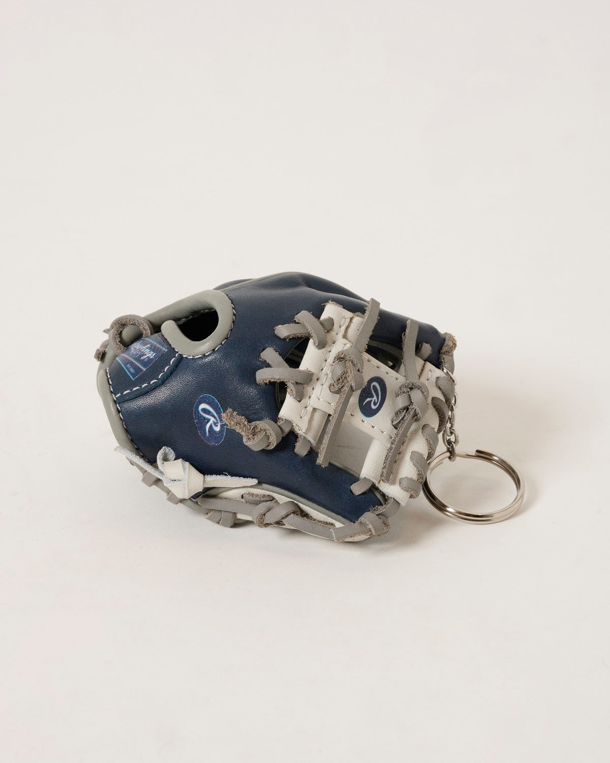 Rawlings®× THE STAND fool so good(s)【Glove Key chain】【Glove】が7/20（土）発売開始。