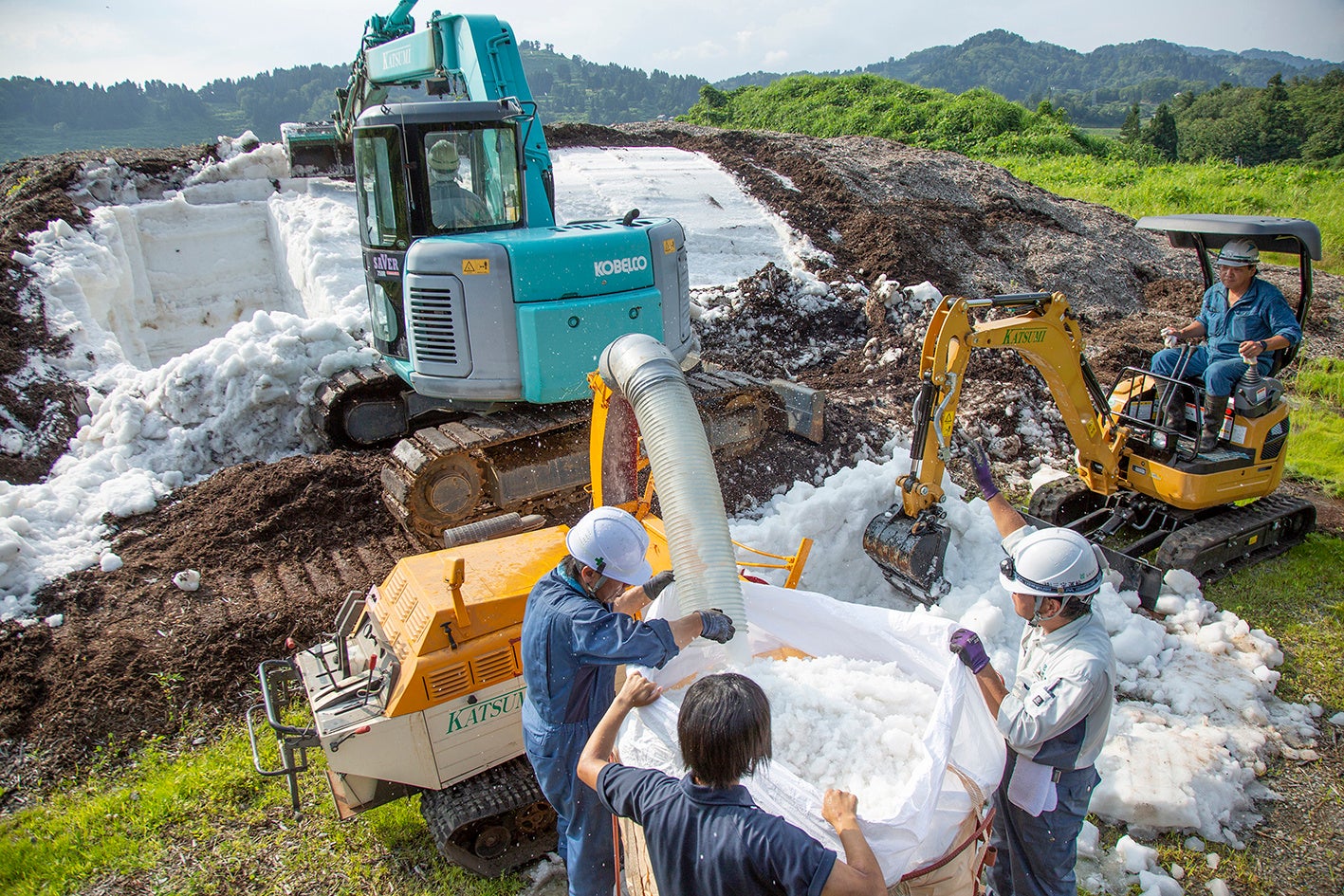 真夏の海老名に本物の雪が来る！ ららぽーと海老名 presents 雪でアソビナ いよいよ7月27日（土）開催