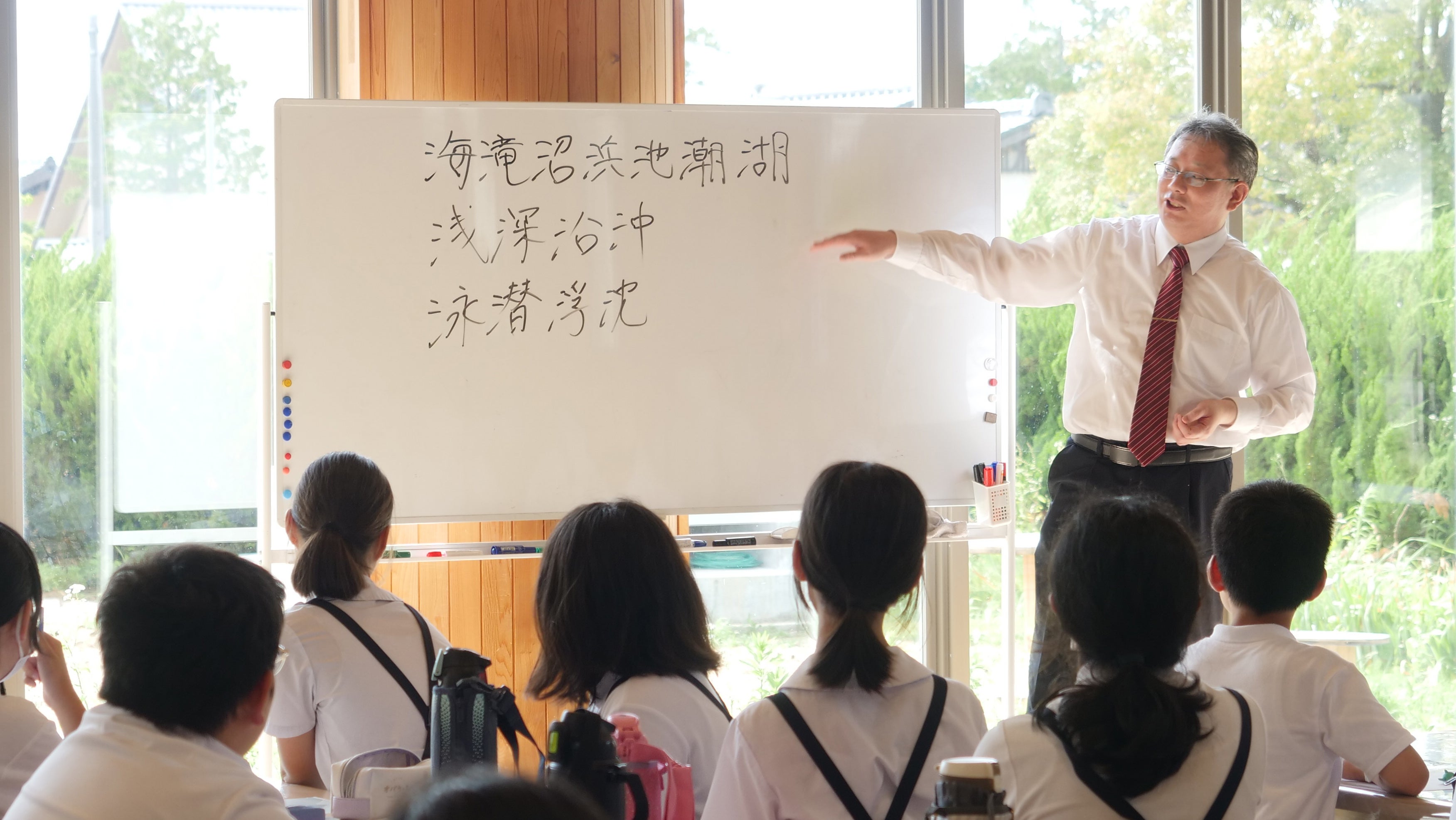 【開催レポート】学習塾東大セミナーが石川県宝達志水町の志雄小学校で「深い学び講座」を開催